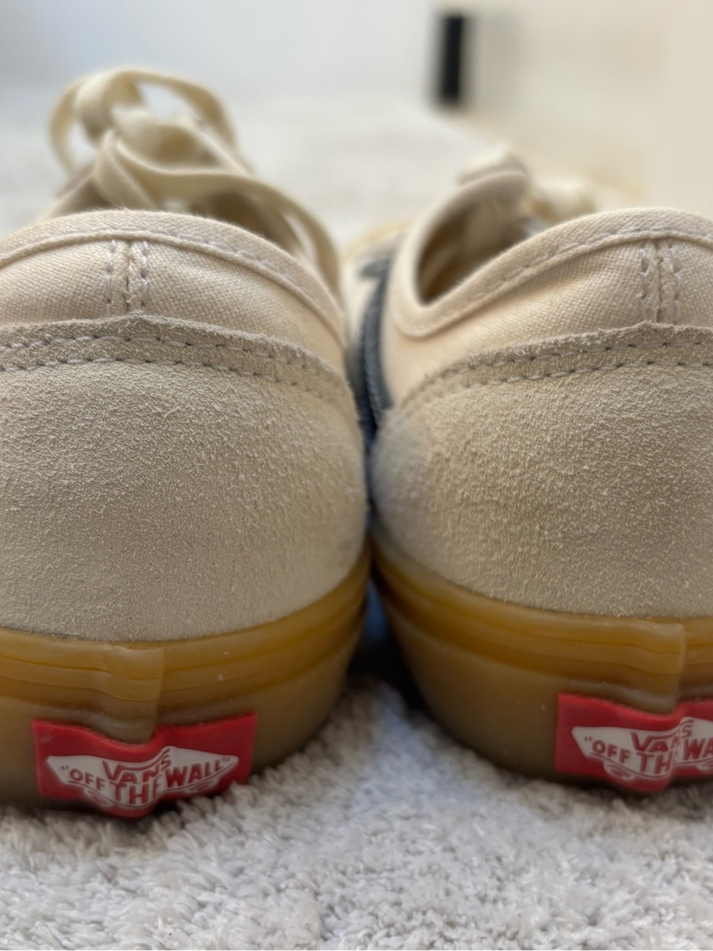 Vans Cream and Black Low-Top Sneakers with Gum Sole - Picture 2 of 3